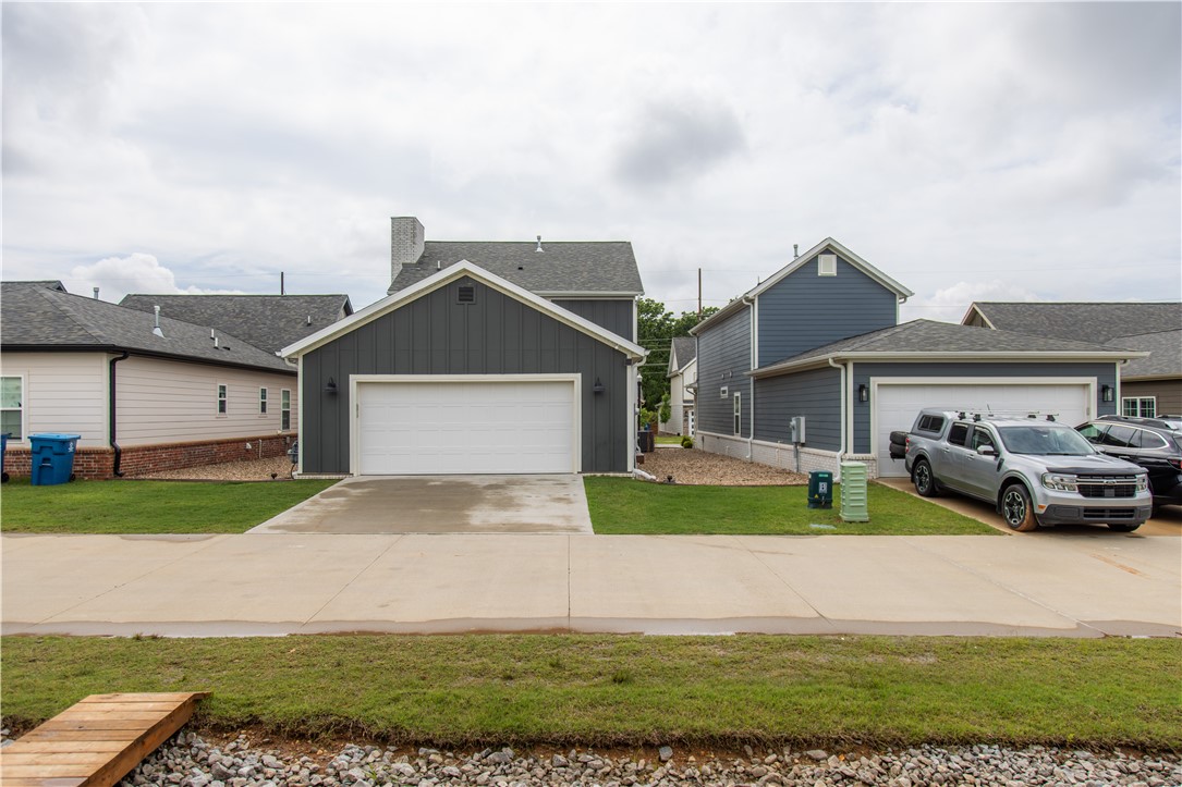 main property photo 40