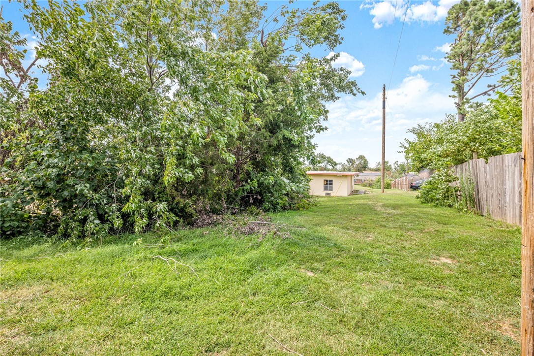main property photo 13