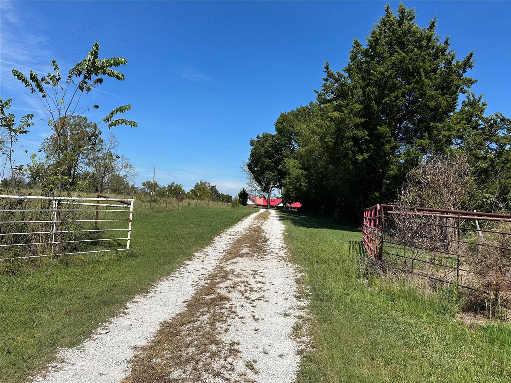 main property photo 13