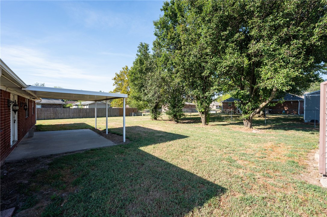 main property photo 30