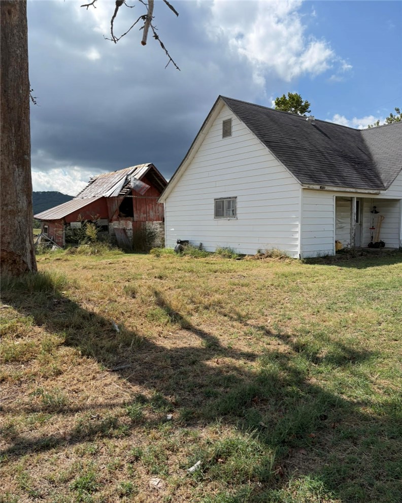 main property photo 11
