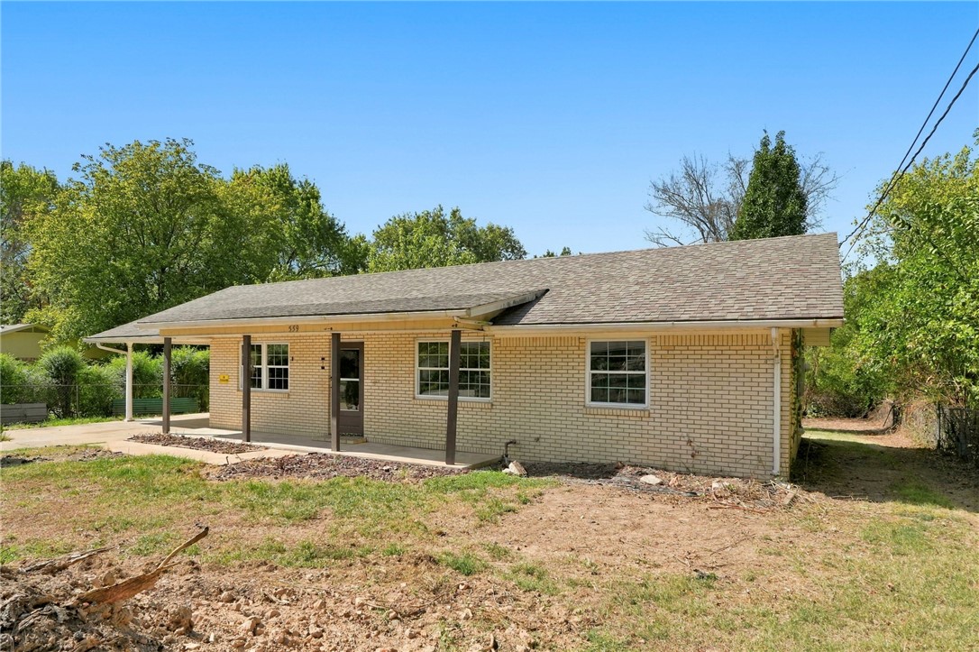 main property photo 3