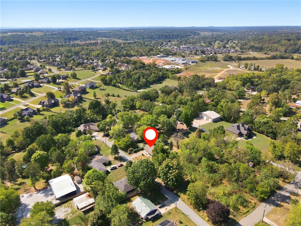 main property photo 40