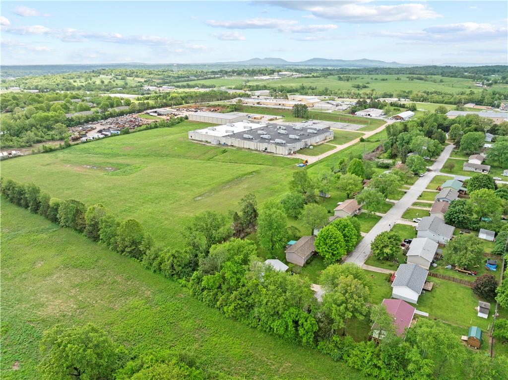 main property photo 16
