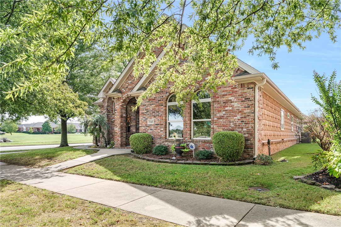 main property photo 34