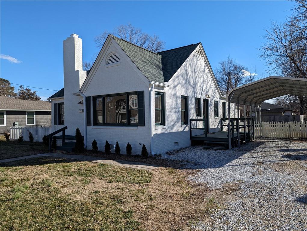main property photo 9