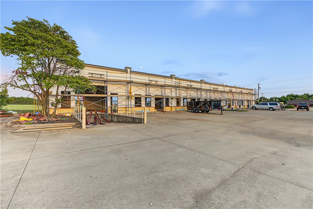 main property photo 5