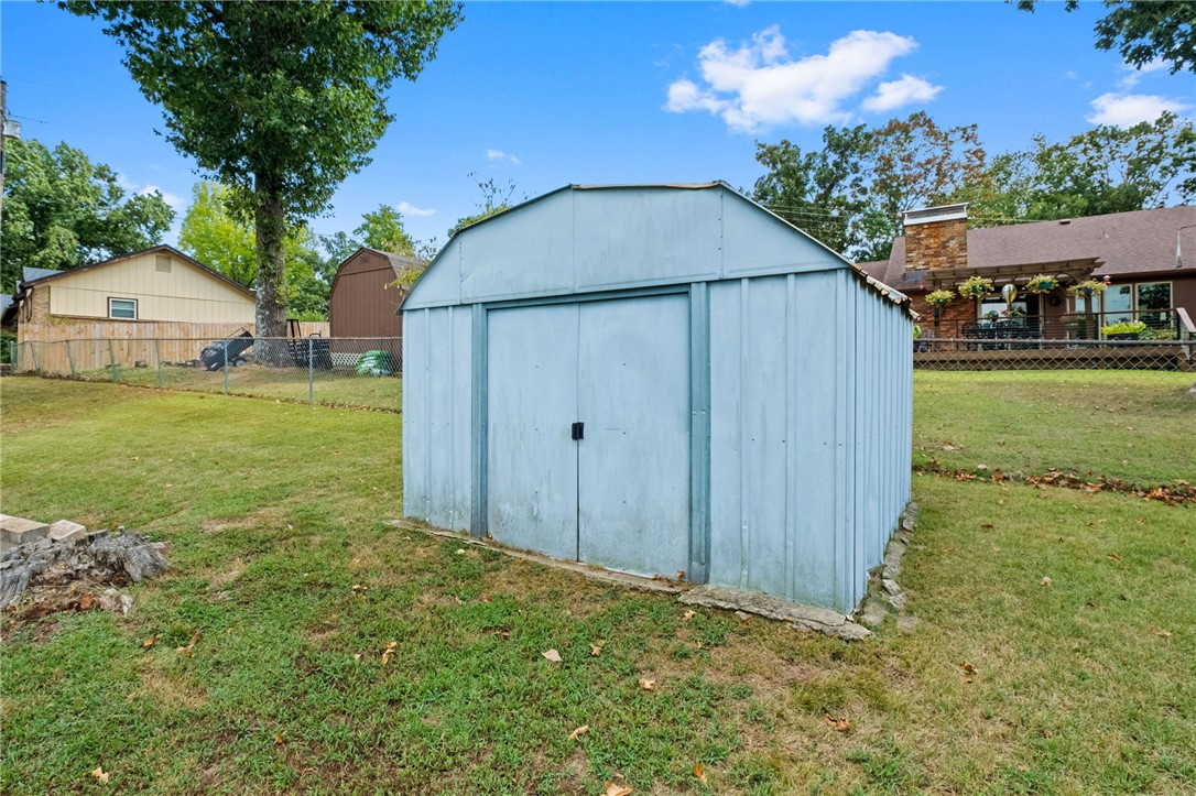 main property photo 42