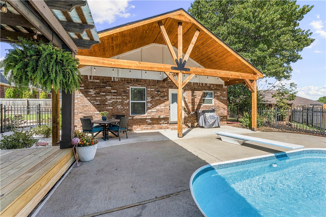 main property photo 46
