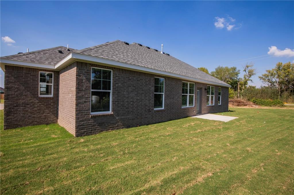 main property photo 20