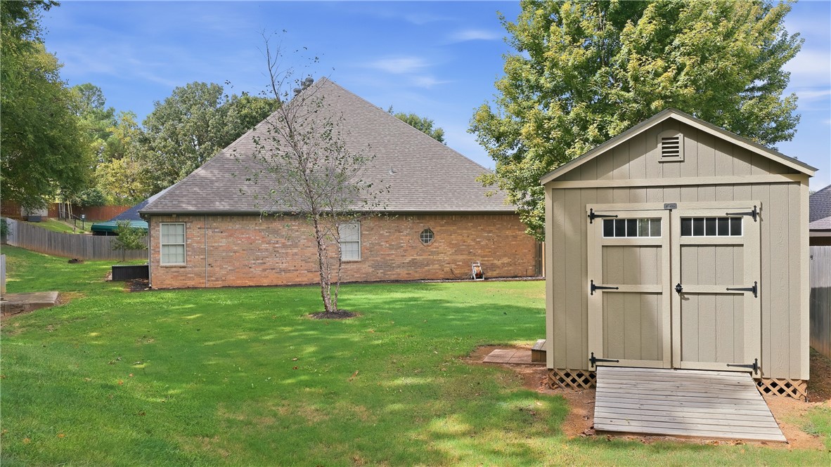 main property photo 44