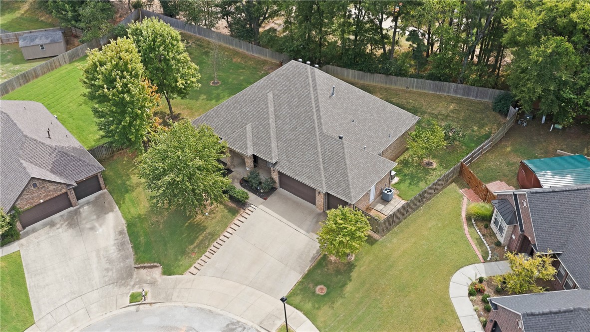 main property photo 45