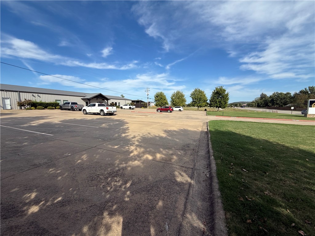 main property photo 3