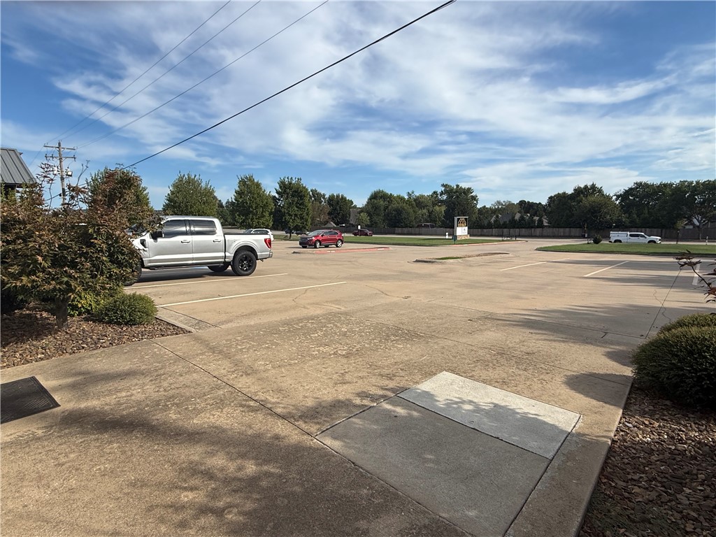 main property photo 4