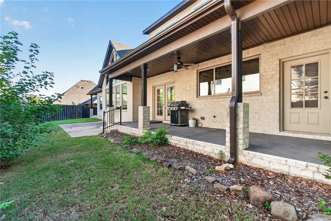 main property photo 32