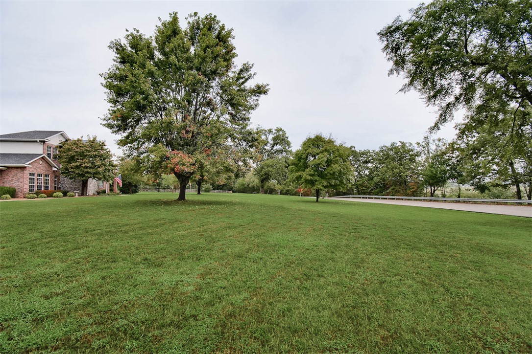 main property photo 34