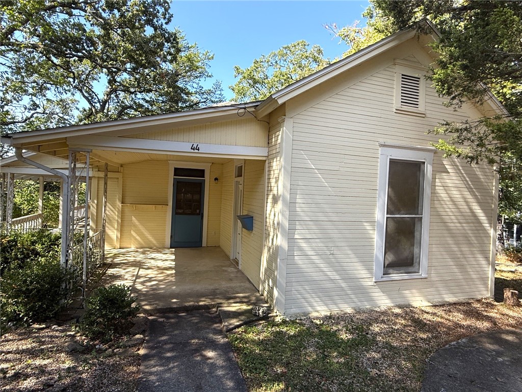 main property photo 26