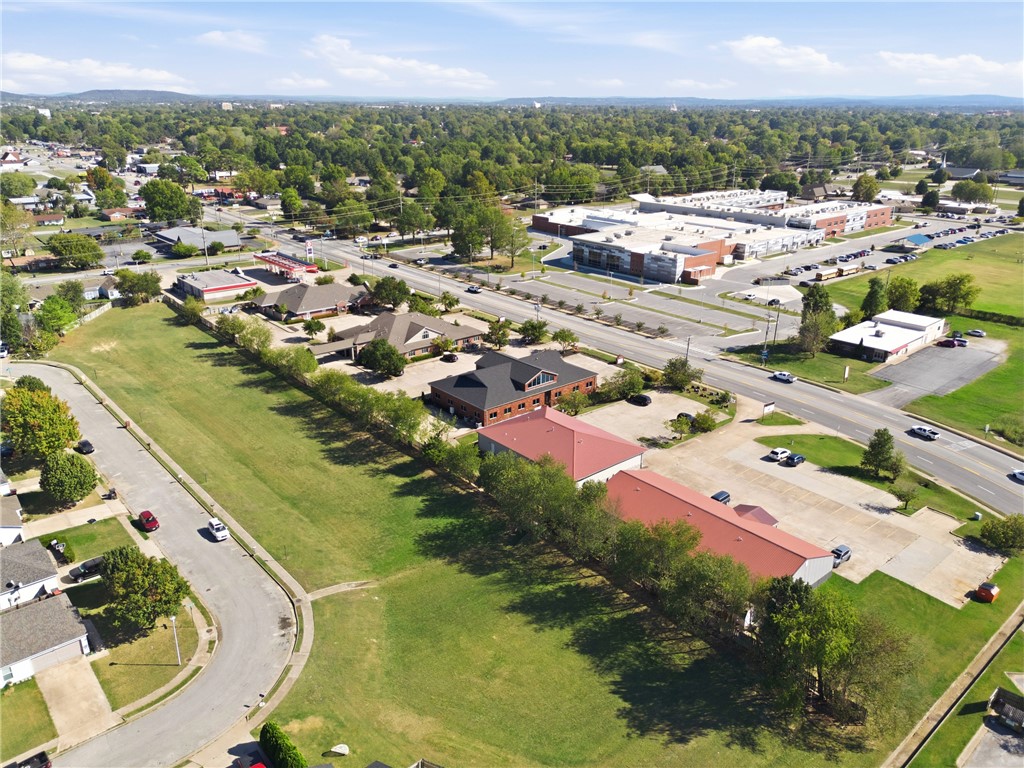 main property photo 24