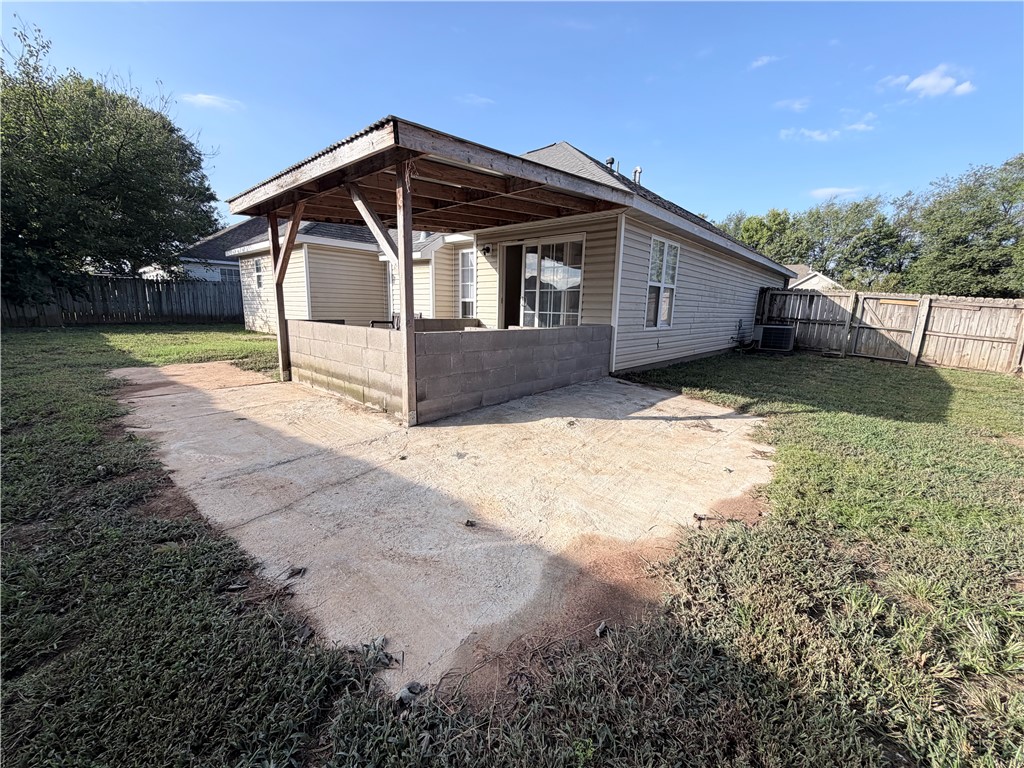 main property photo 18