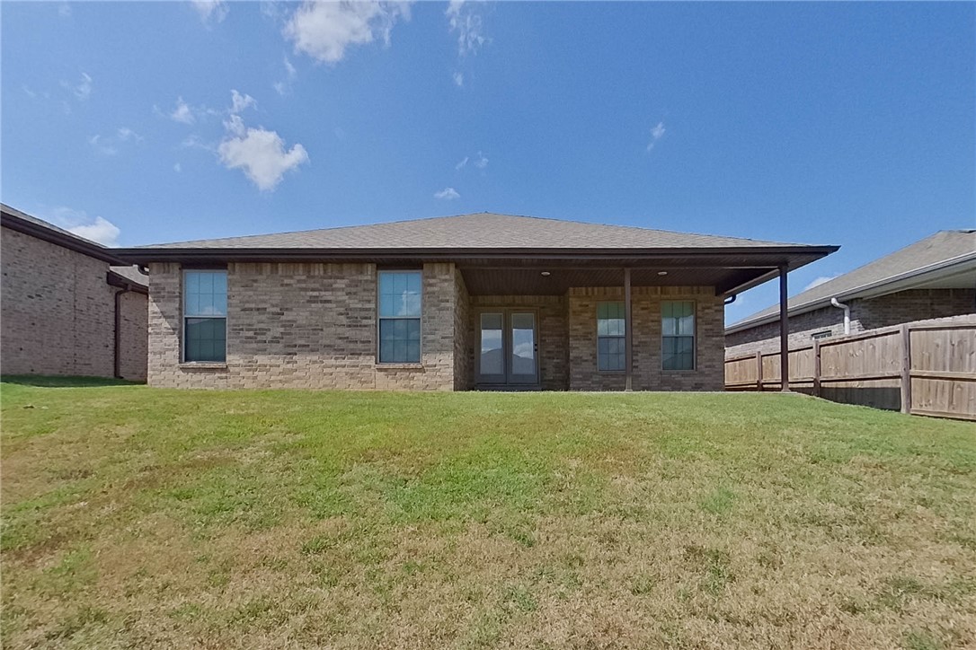 main property photo 17