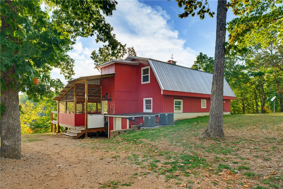 main property photo 33