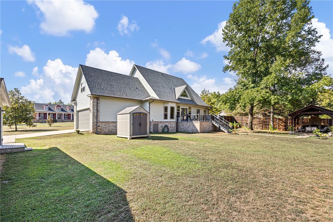 main property photo 42