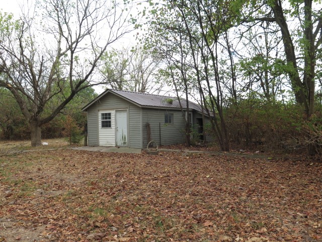 main property photo 13