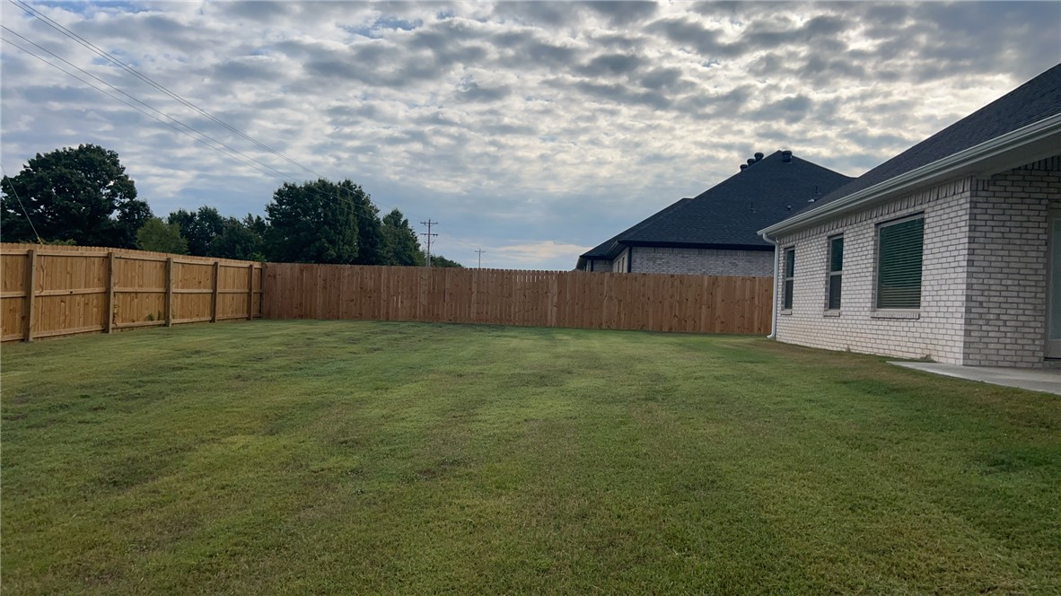 main property photo 17