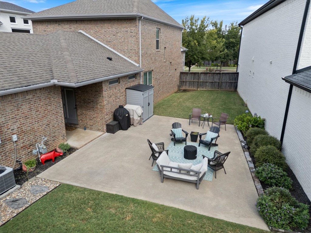 main property photo 19