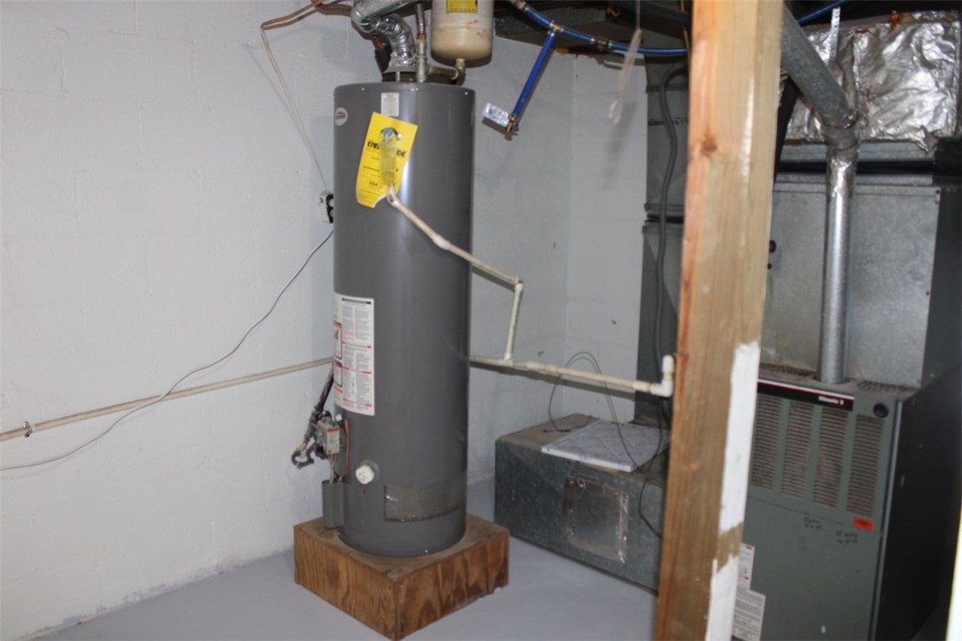 main property photo 28