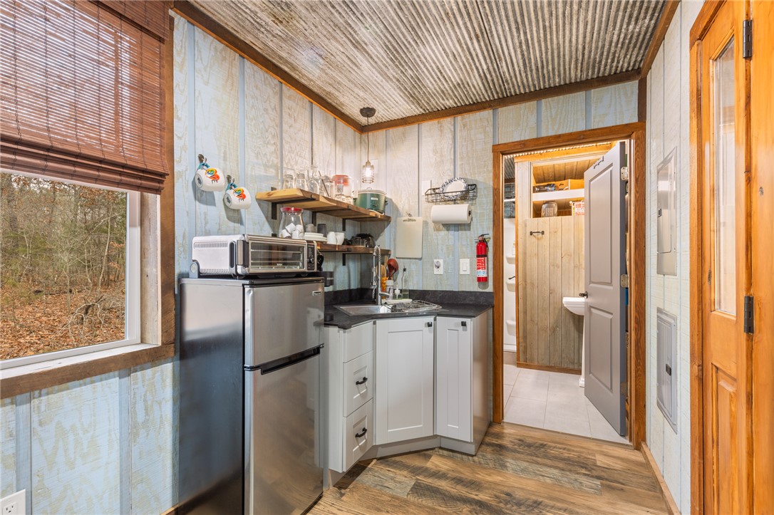 main property photo 51