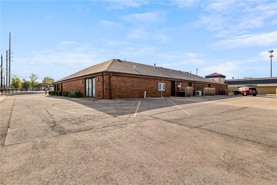 main property photo 24