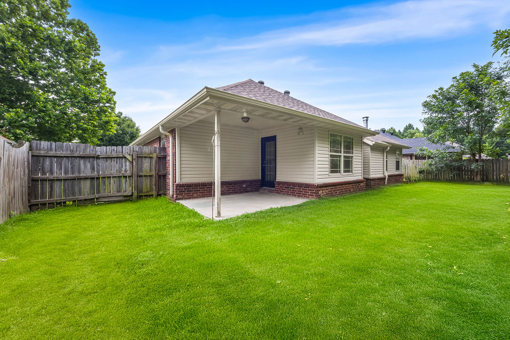 main property photo 22