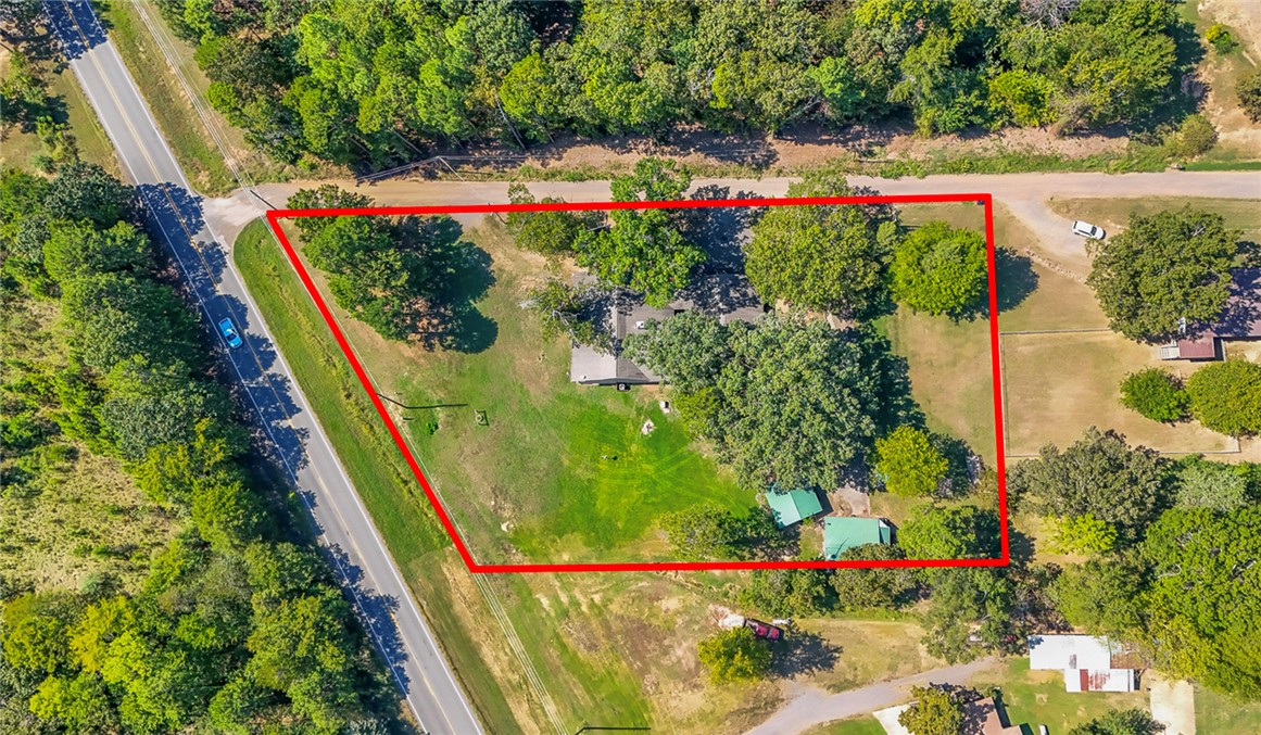 main property photo 40