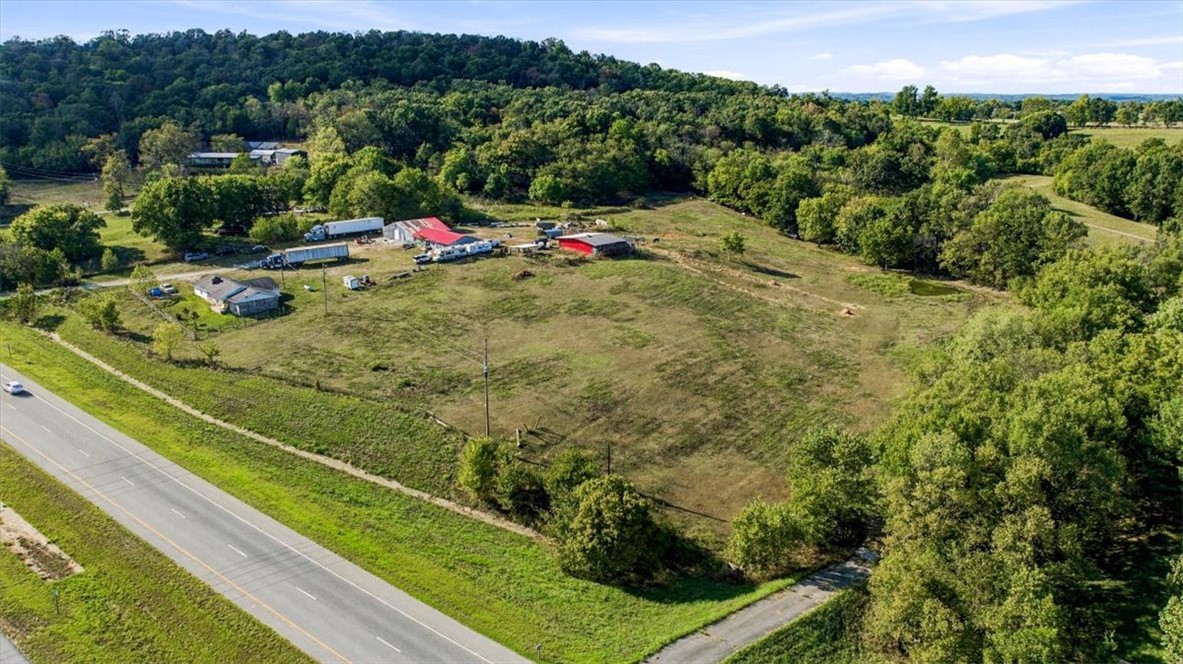 main property photo 3