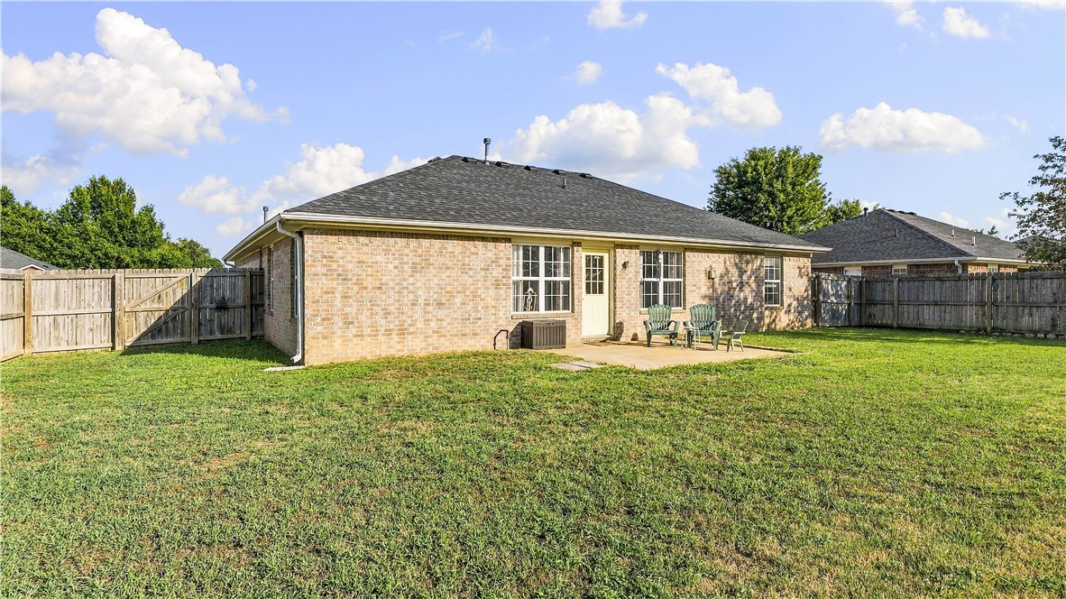 main property photo 29