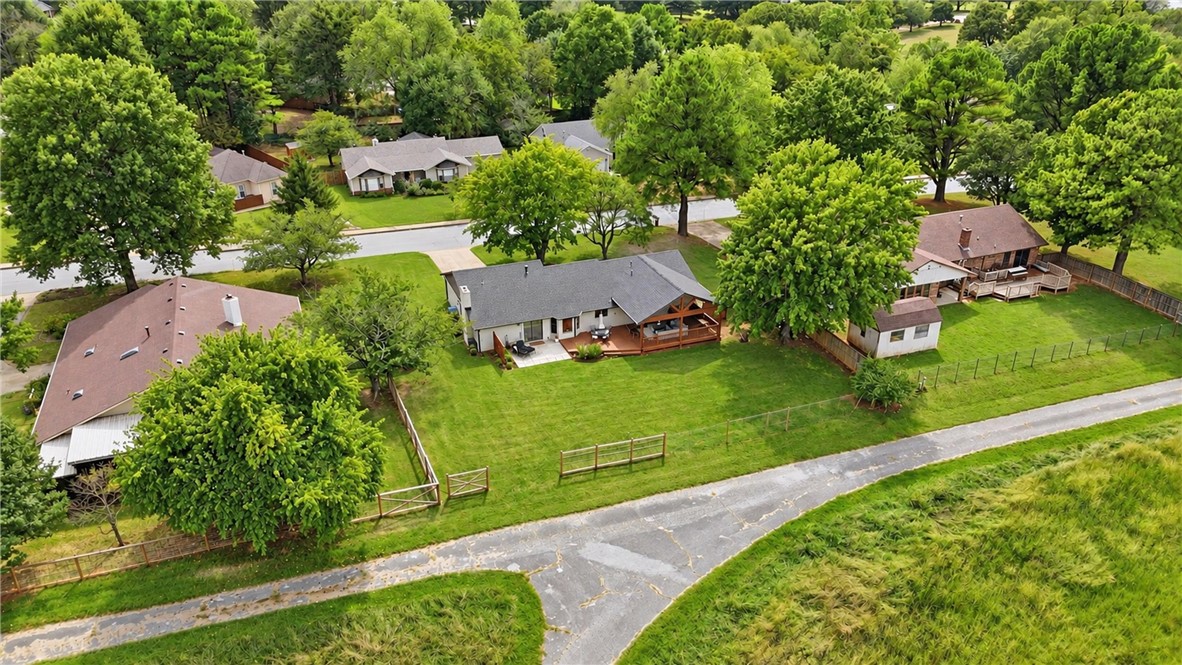 main property photo 44