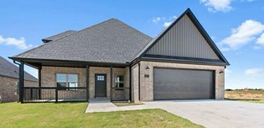 image of property with 4 Bed | 2 Bath | 2,350 Sqft