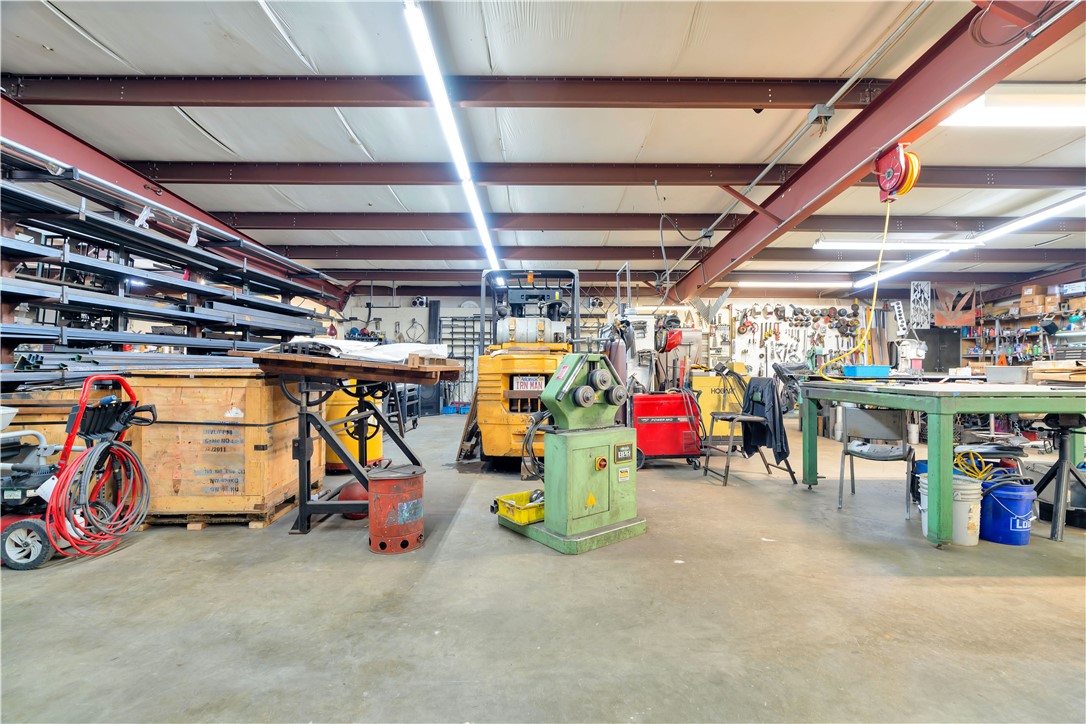 main property photo 22