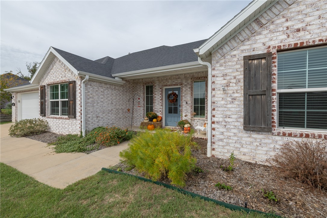 main property photo 4