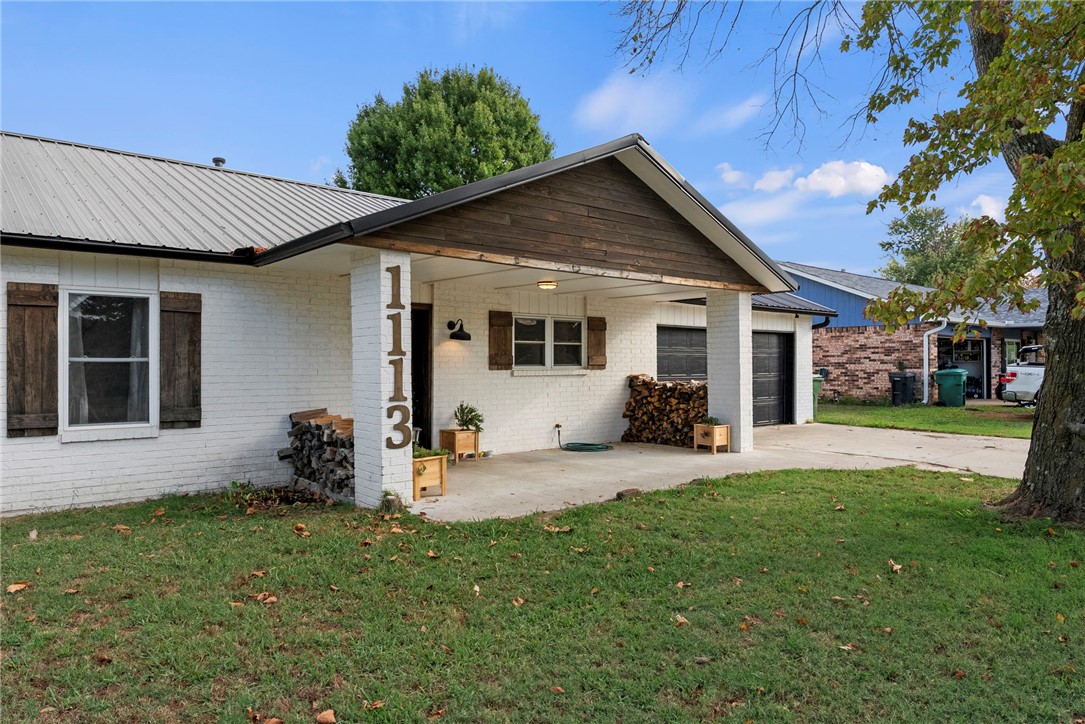 main property photo 6