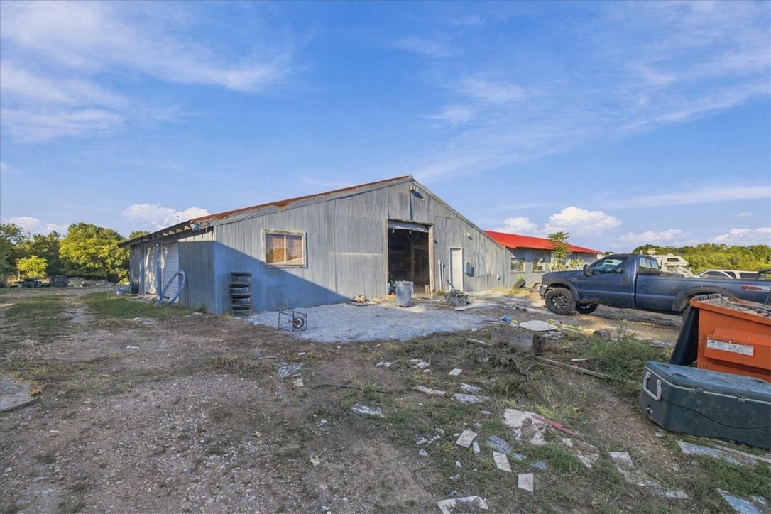 main property photo 9