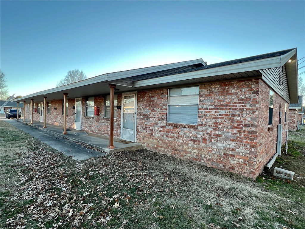 main property photo 16