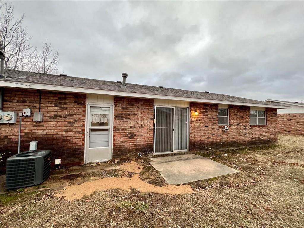 main property photo 11