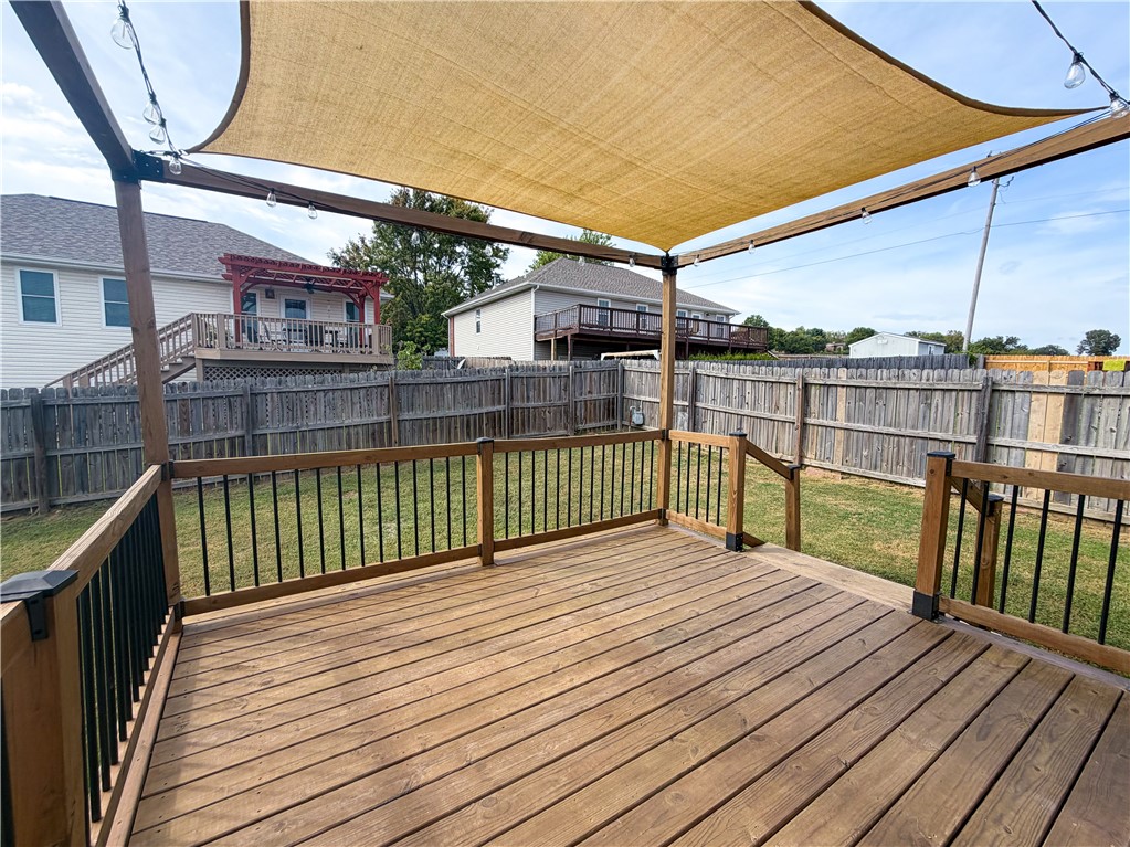 main property photo 25