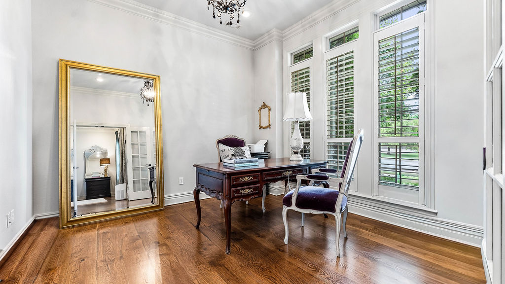 main property photo 20