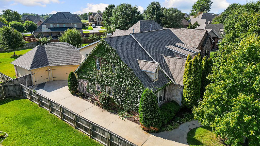 main property photo 43