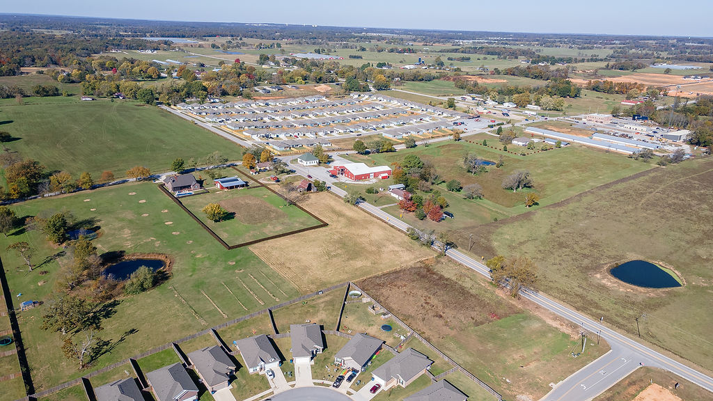 main property photo 25