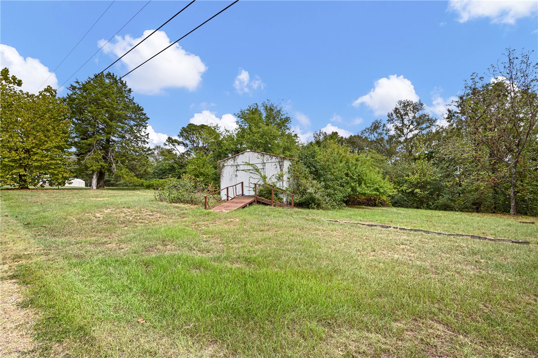 main property photo 44