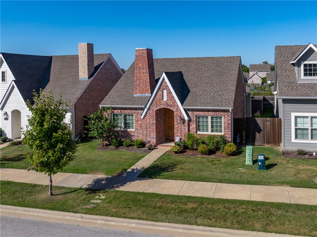 main property photo 30